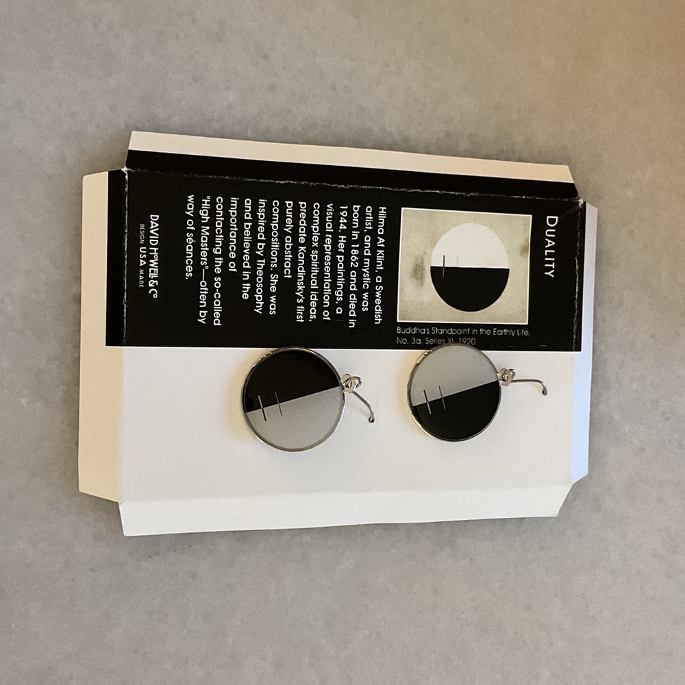 Round Half-Tint Sunglasses - Black and Gray